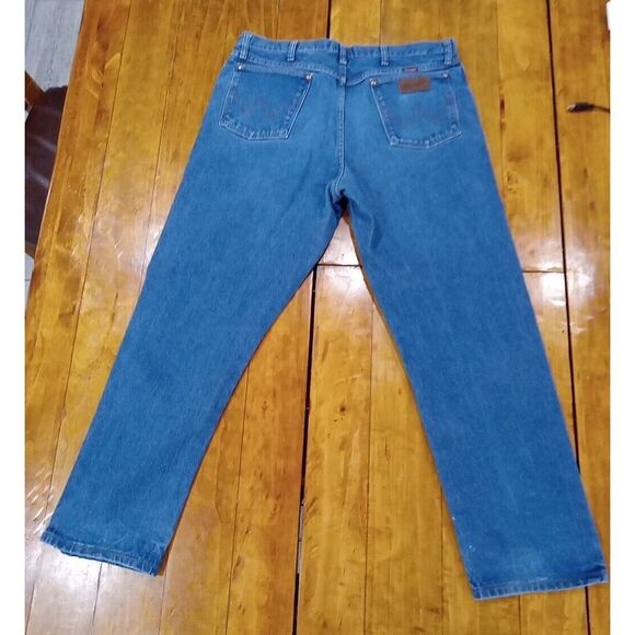 Wrangler Men Jeans Sz 36x32 Relaxed Fit Cotton Straight Leg Dark Wash Denim Blue - Picture 8 of 11